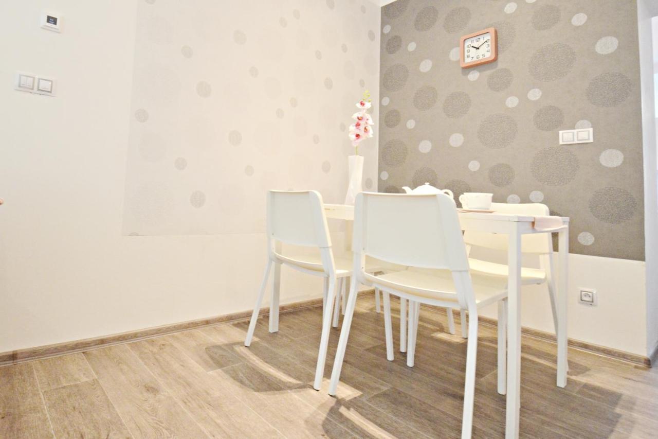 Apartmany Jizdarenska Karlovy Vary Exterior photo